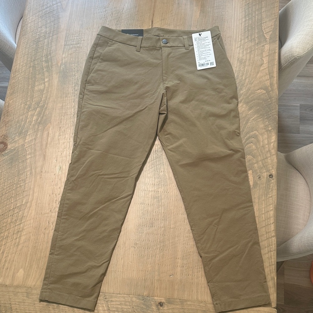 Lululemon NWT ABC versa twill trouser